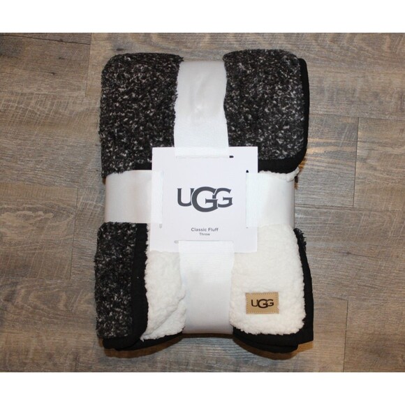 UGG Other - UGG REVERSIBLE PLUSH SHERPA LINED THROW HEATHER BLACK NEW! 50 X 70